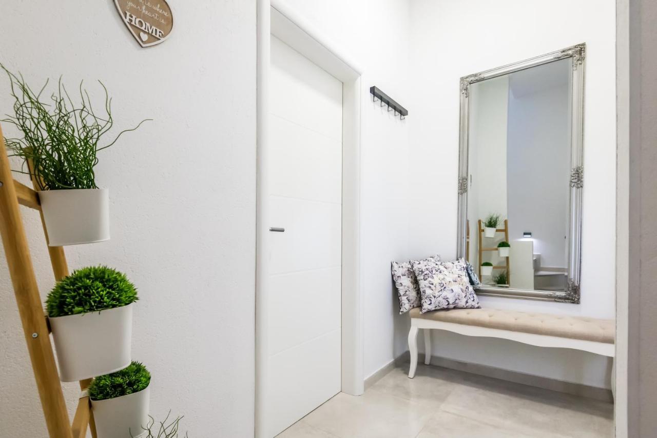 Vila Kuca Za Odmor - Sibenik Brodarica  Exteriér fotografie